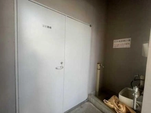 【東京都/杉並区上高井戸】サーラ・コモド八幡山ヴェローナ ゴミ置場