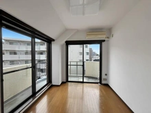 【東京都/世田谷区南烏山】アーバンヒルズ芦花公園 洋室