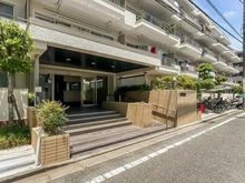 【東京都/世田谷区上祖師谷】上祖師谷ハイツ エントランス