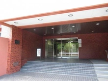 【東京都/世田谷区大蔵】砧公園ヒミコマンション アプローチ