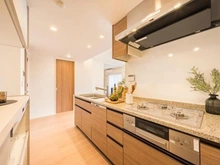 【東京都/世田谷区給田】センチュリー千歳烏山レジデンス キッチン