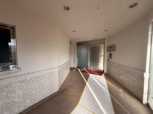 【東京都/世田谷区給田】ライオンズガーデンテラス千歳烏山 エントランス