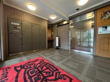 【東京都/調布市柴崎】ライオンズヒルズ調布つつじヶ丘 弐番館 エントランス