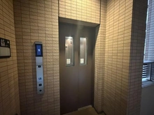 【東京都/世田谷区桜上水】桜上水ガーデンズ E棟 共用部：エレベーター