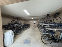 【東京都/世田谷区千歳台】コスモ千歳台エクセラ 駐輪場