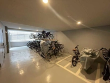 【東京都/世田谷区玉川台】ピアース用賀 駐輪場