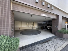 【東京都/世田谷区桜丘】グランスイート世田谷桜丘 駐車場：機械式駐車場