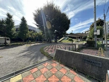 【東京都/世田谷区桜丘】グランスイート世田谷桜丘 区立世田谷弁天公園（現地より約120m）：