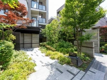 【東京都/世田谷区松原】ジオ世田谷松原 エントランス