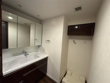 【東京都/世田谷区代田】マストレジデンス世田谷代田 洗面所