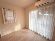 【東京都/世田谷区梅丘】ハウス梅ヶ丘 洋室