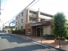 【東京都/世田谷区松原】ファミール明大前 外観