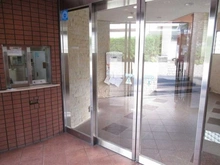 【東京都/世田谷区松原】ファミール明大前 エントランス