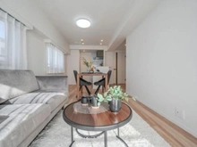 【東京都/世田谷区桜】ライオンズマンション世田谷馬事公苑 リビング：掲載写真の家具､什器等は販売価格に含まれません