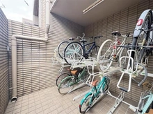 【東京都/世田谷区経堂】経堂オリエントコート 駐輪場