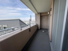 【東京都/世田谷区桜丘】パークホームズ世田谷桜丘ヒルトップレジデンス バルコニー：10.56m2