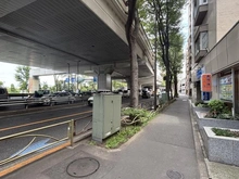 【東京都/世田谷区松原】ライオンズマンション松原 前面道路