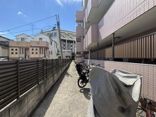 【東京都/世田谷区梅丘】グリーンコート梅ヶ丘 駐輪場