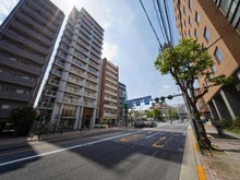 【東京都/目黒区下目黒】シティハウス目黒ザ・ツイン NORTH棟 前面道路