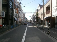 【東京都/新宿区北新宿】新宿サマリヤマンション 前面道路