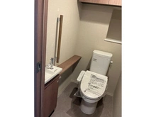 【東京都/世田谷区給田】アトラスシティ千歳烏山グランスイート 杜の棟 トイレ