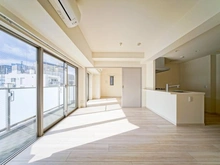 【東京都/千代田区神田猿楽町】ガーラ・ヴィスタ水道橋 LDK