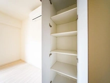 【東京都/千代田区神田猿楽町】ガーラ・ヴィスタ水道橋 収納