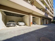 【東京都/品川区東五反田】ルイシャトレ五反田 駐車場