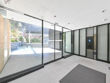 【東京都/世田谷区若林】クレヴィア三軒茶屋 エントランス