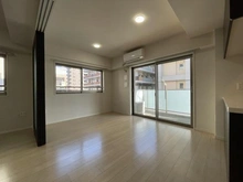 【東京都/台東区竜泉】グローベル　ザ・シティ三ノ輪竜泉 リビング・ダイニング