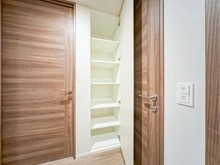 【東京都/品川区西五反田】プラウドタワー目黒MARC 収納：廊下