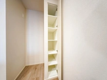 【東京都/品川区西五反田】プラウドタワー目黒MARC 収納：キッチン