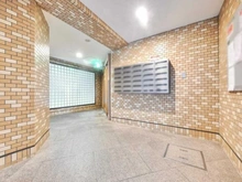 【東京都/目黒区祐天寺】コートヤード祐天寺 共用部：メールボックス