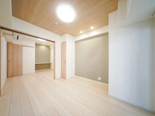 【東京都/豊島区西池袋】日神パレステージ西池袋 リビング・ダイニング：奥側：洋室