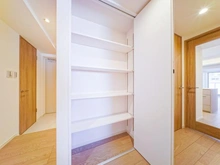 【東京都/品川区西五反田】リビオ目黒リバーサウス 収納