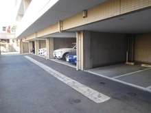 【東京都/世田谷区等々力】リベラージュ等々力 駐車場