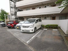 【東京都/足立区梅島】藤和梅島ハイタウンC棟 駐車場