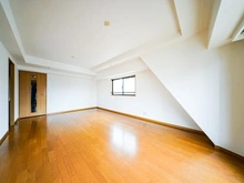 【東京都/渋谷区本町】パレ・ソレイユ西新宿 リビング・ダイニング：13.3帖