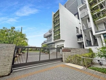 【東京都/江東区豊洲】ベイズタワー＆ガーデン  江東区立豊洲西小学校（現地より約690m）
