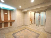【東京都/中央区日本橋堀留町】日本橋三越前アムフラット エントランス