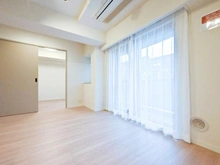 【東京都/渋谷区代々木】グランエクレール参宮橋 リビング