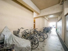 【東京都/中央区日本橋堀留町】パレ・ドール日本橋 駐輪場