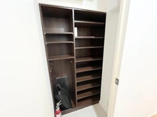 【東京都/中央区日本橋浜町】パークホームズ日本橋浜町ザテラス シューズインクローゼット：掲載中の家具・什器は販売価格に含まれません。