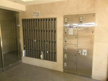 【東京都/中央区東日本橋】スカイコート東日本橋 宅配BOX・メールBOX