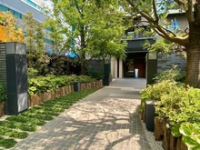 【東京都/中央区日本橋本町】パークホームズ日本橋時の鐘通り アプローチ