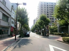 【東京都/中央区日本橋人形町】サンヴェール人形町グランデ  甘酒横丁（現地より約200m）