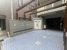 【東京都/中央区日本橋蛎殻町】ラヴェンナ日本橋 エントランス