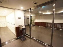 【東京都/中央区日本橋本町】日本橋室町デュープレックスポーション エントランス