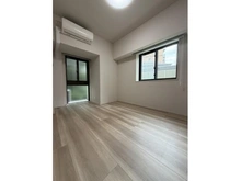 【埼玉県/志木市本町】プラウド志木本町 洋室：（約6.9帖）