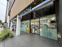 【東京都/中央区築地】レフィール銀座フロント ローソン築地二丁目店（現地より約148m）